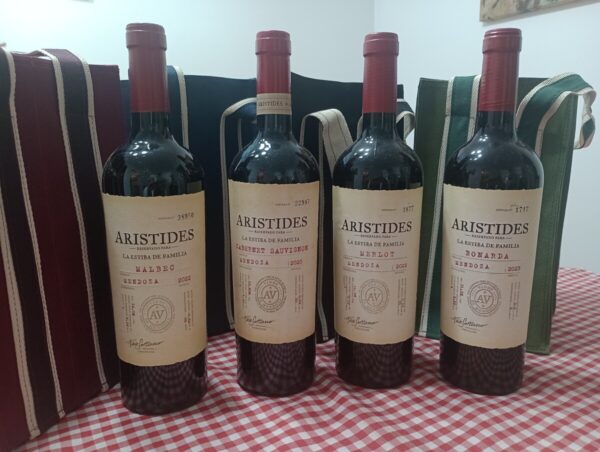 Combo Día del Padre: Wine Bag + 4 Aristides Estiba de Familia